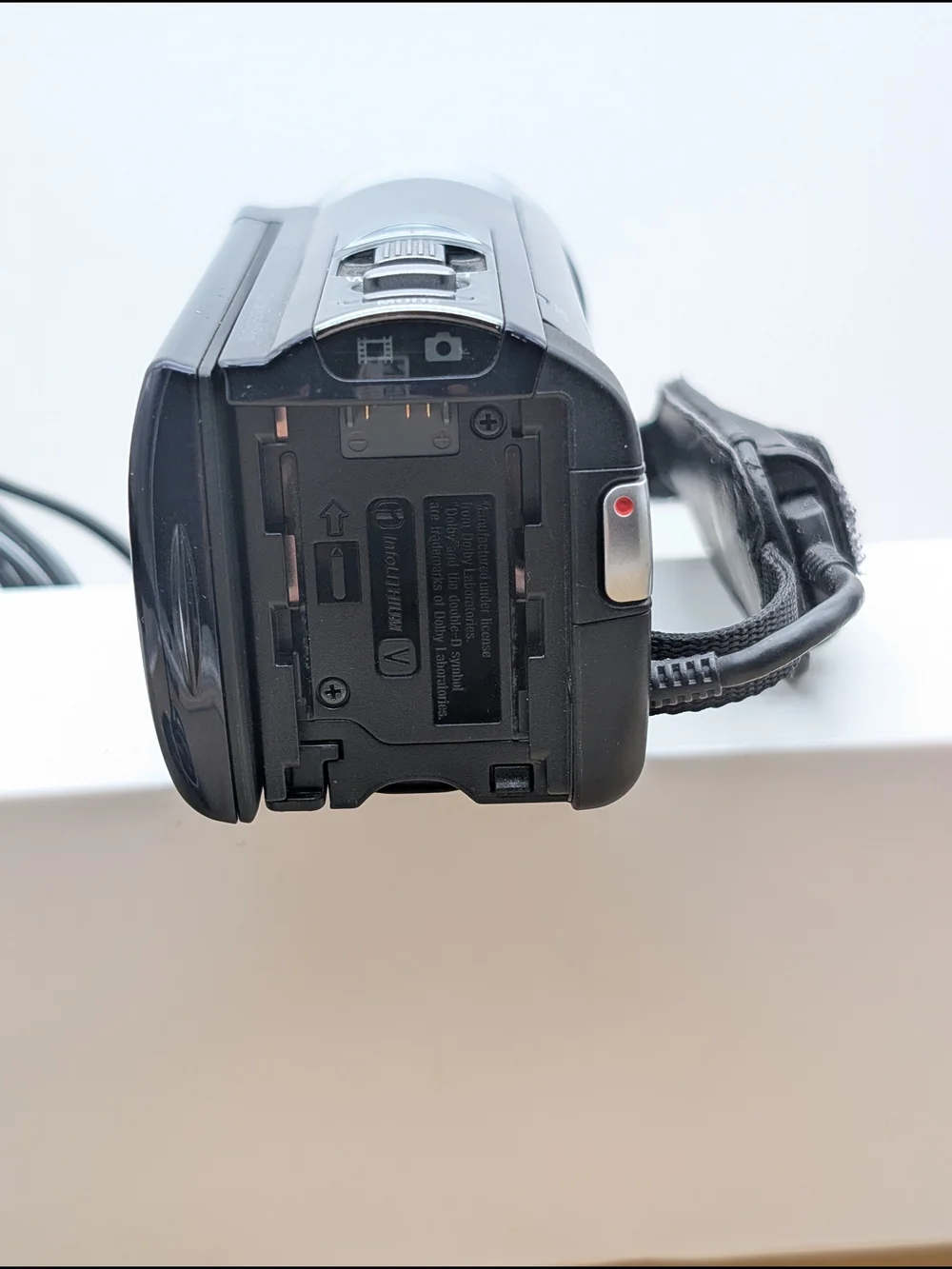 Sony Handycam HDR-CX160 Camcorder 42x Zoom Video Camera Original Battery/Charger